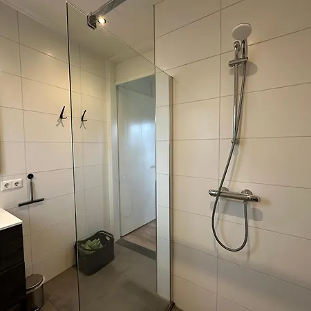Holiday home Huisje In Het Groen - Luxe Bungalow Met Prive Sauna! Voorthuizen