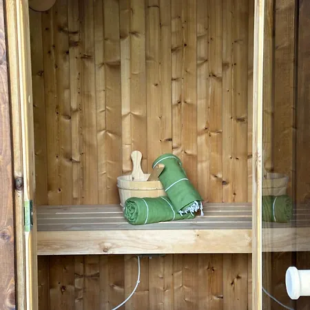 Holiday home Huisje In Het Groen - Luxe Bungalow Met Prive Sauna! *